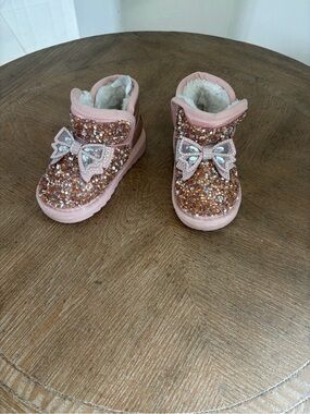 Sparkle Bow Pink Girls' Sequin Winter Boots